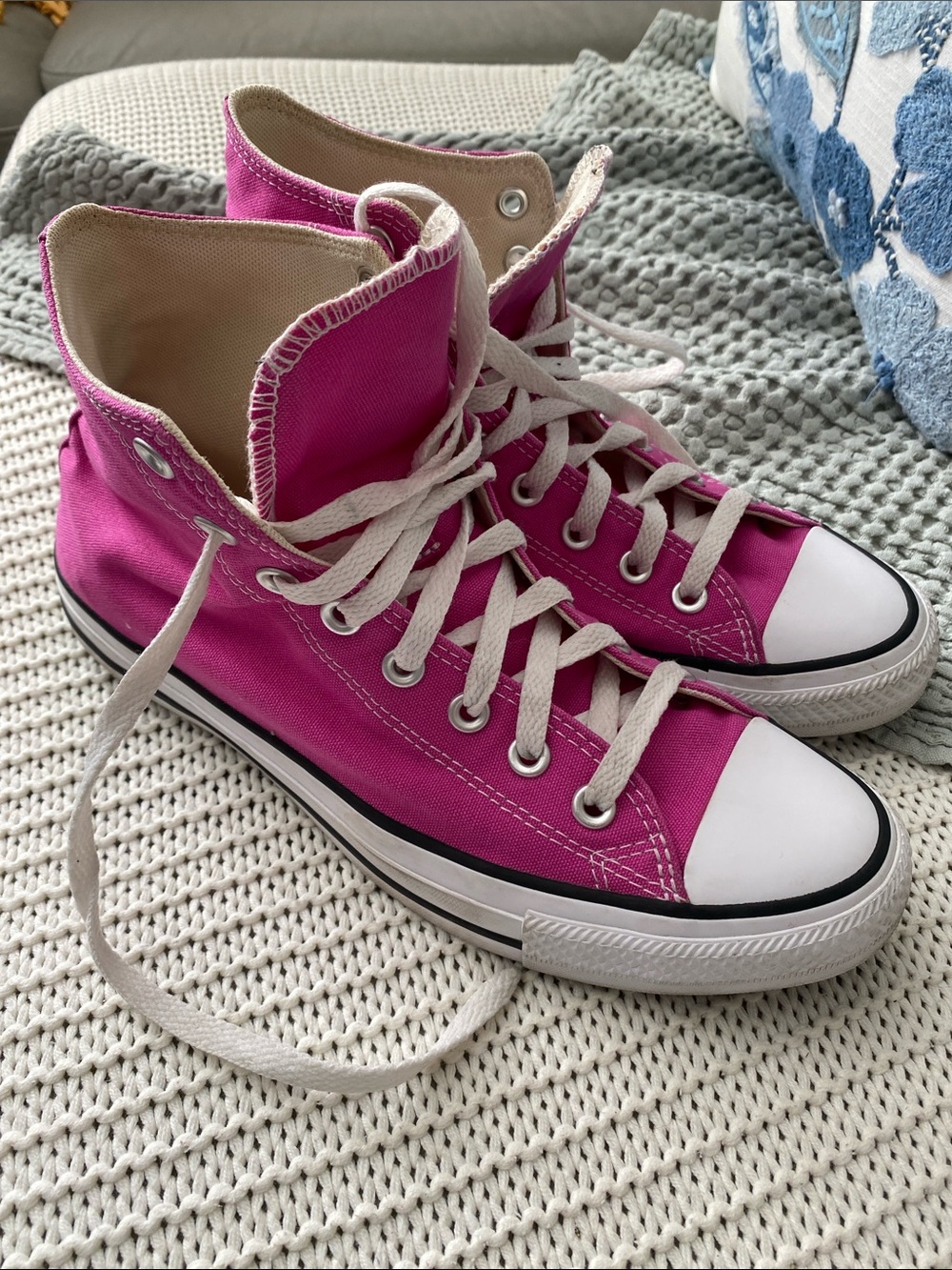 Pink Converses ladies size 10